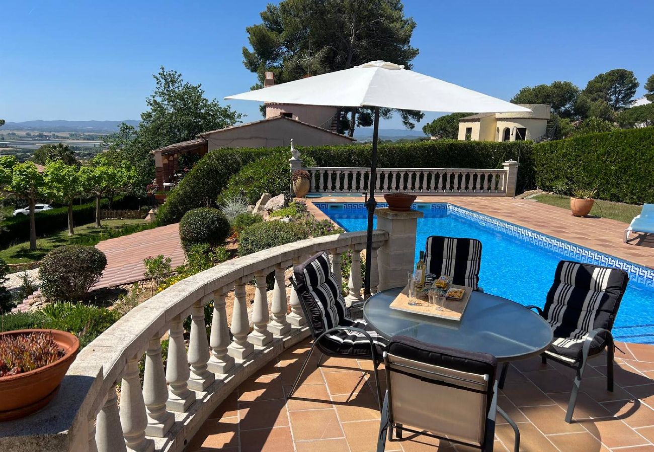 Huis in Torroella de Montgri - TV 16