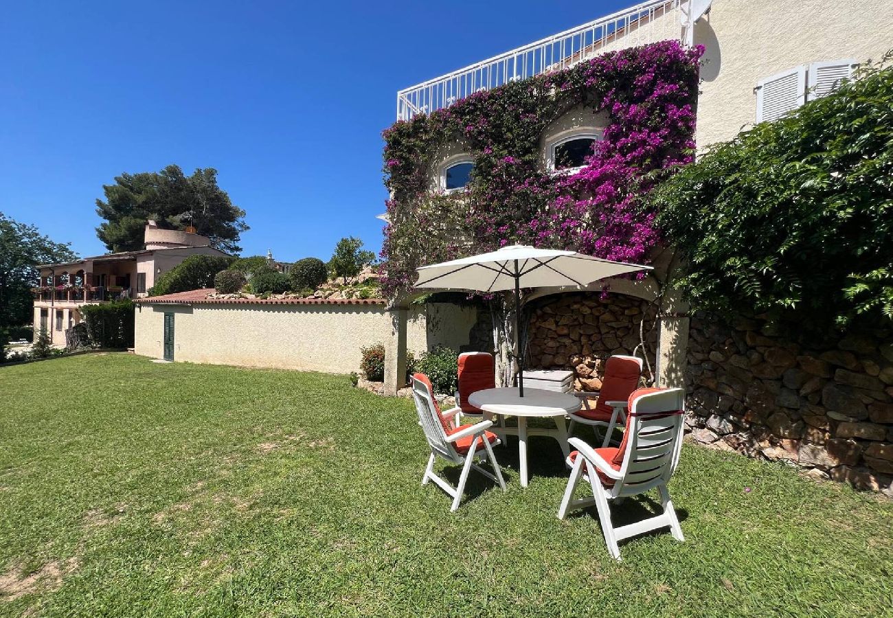 Huis in Torroella de Montgri - TV 16