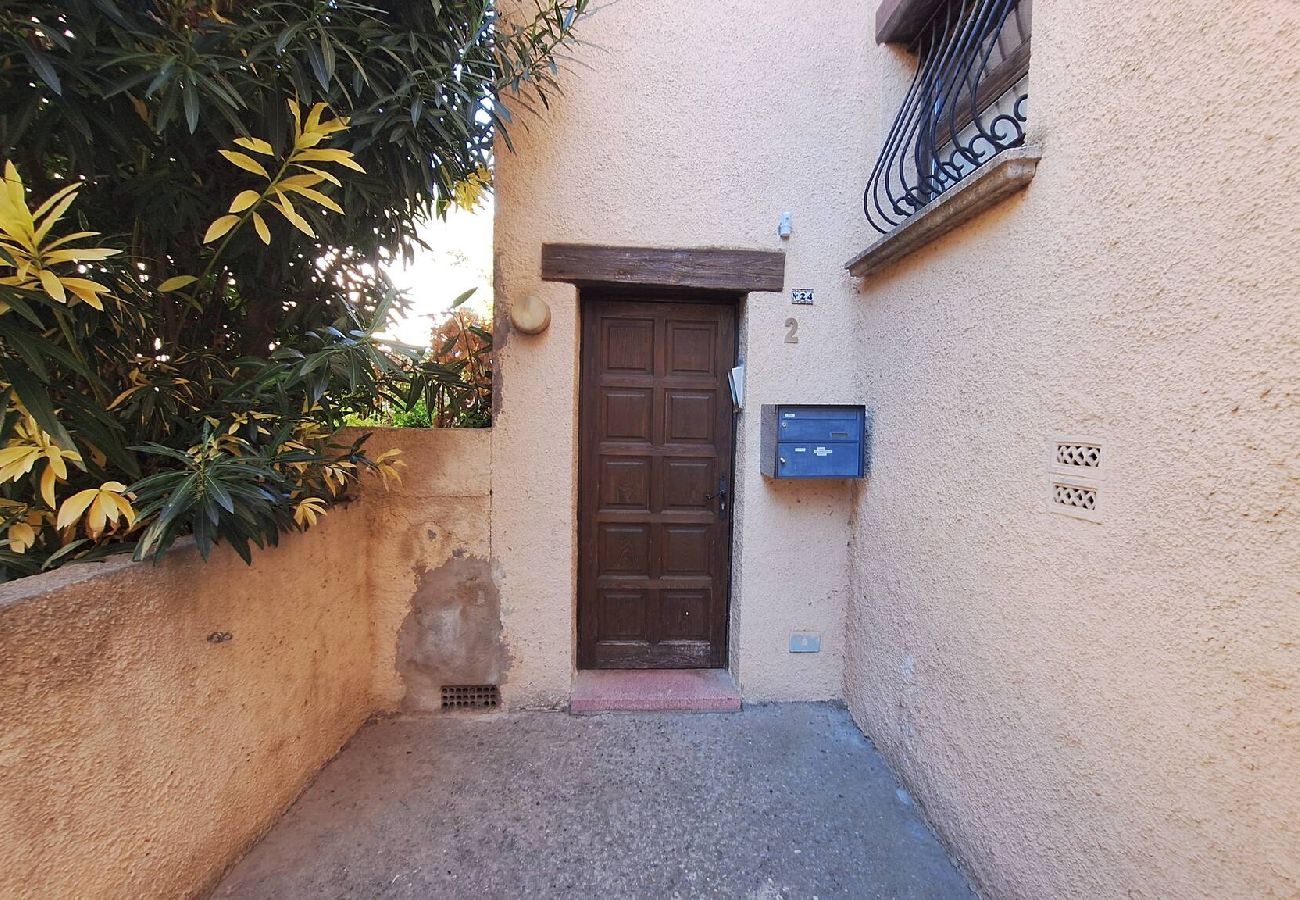 Condominium in Estartit - La Font