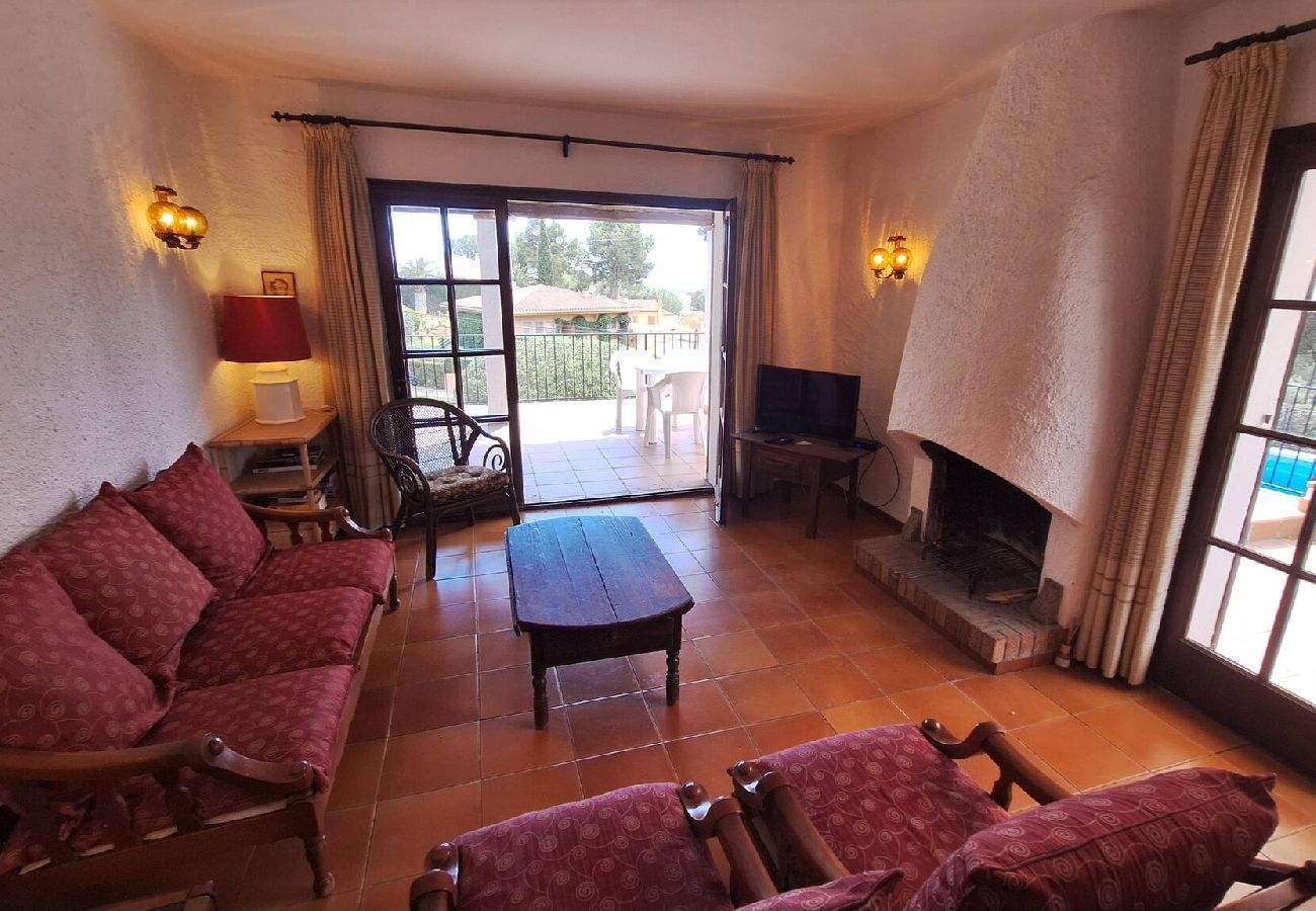 Huis in Torroella de Montgri - TV 57