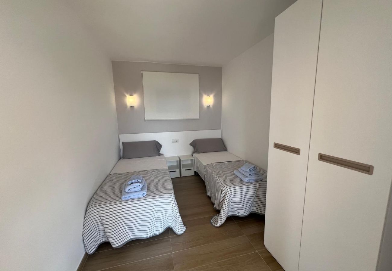 Appartement in Estartit - Mediterrània 19