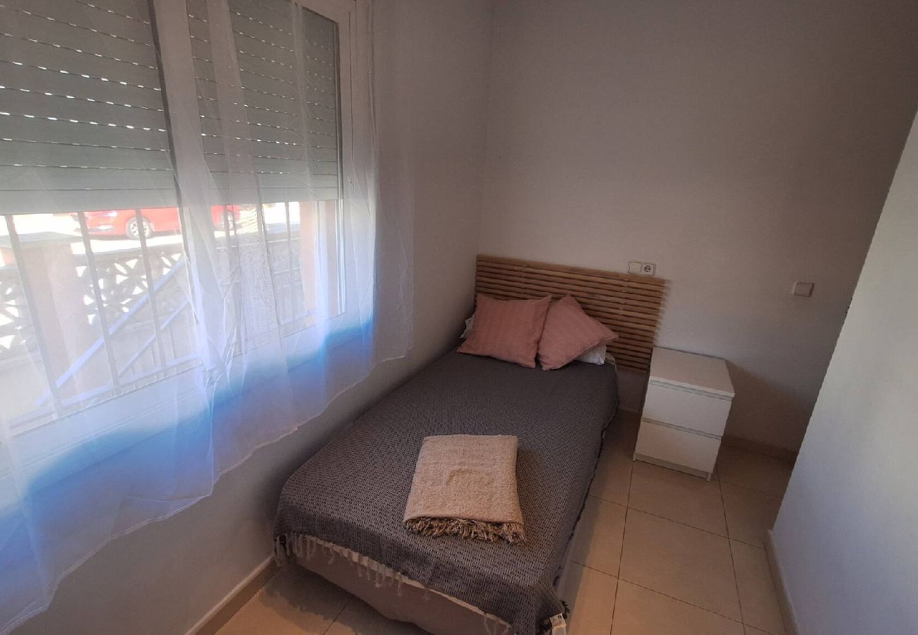 Apartment in Estartit - Grecia