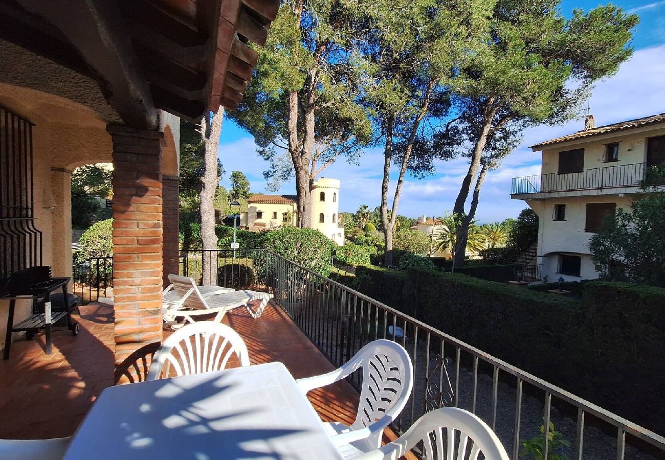 Terraced House in Estartit - TV 165