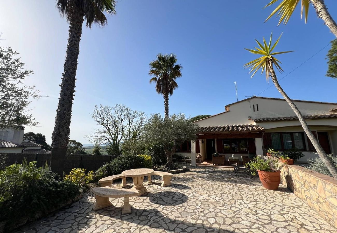 Casa en Estartit - TV 66
