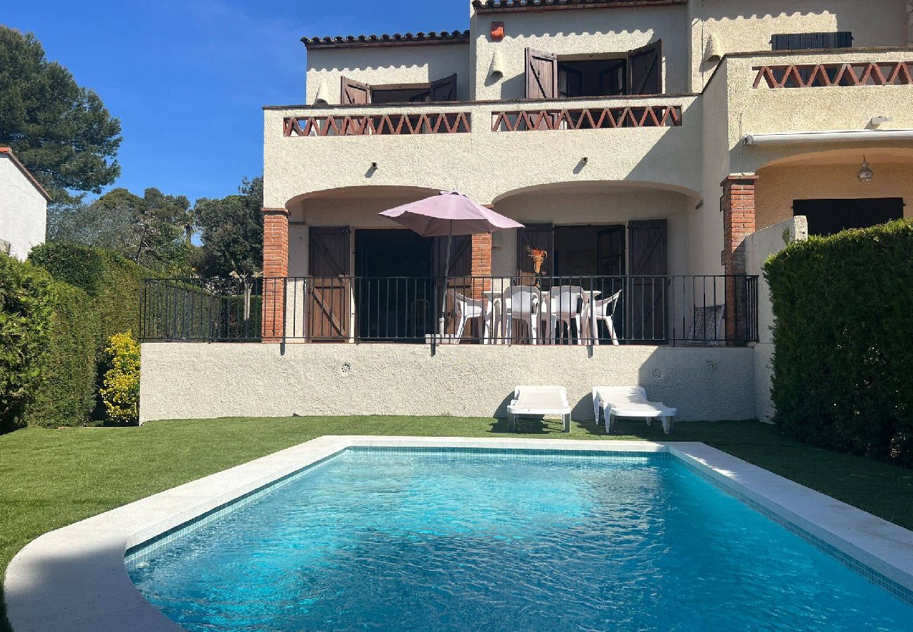 Maison mitoyenne à Estartit - TV 207