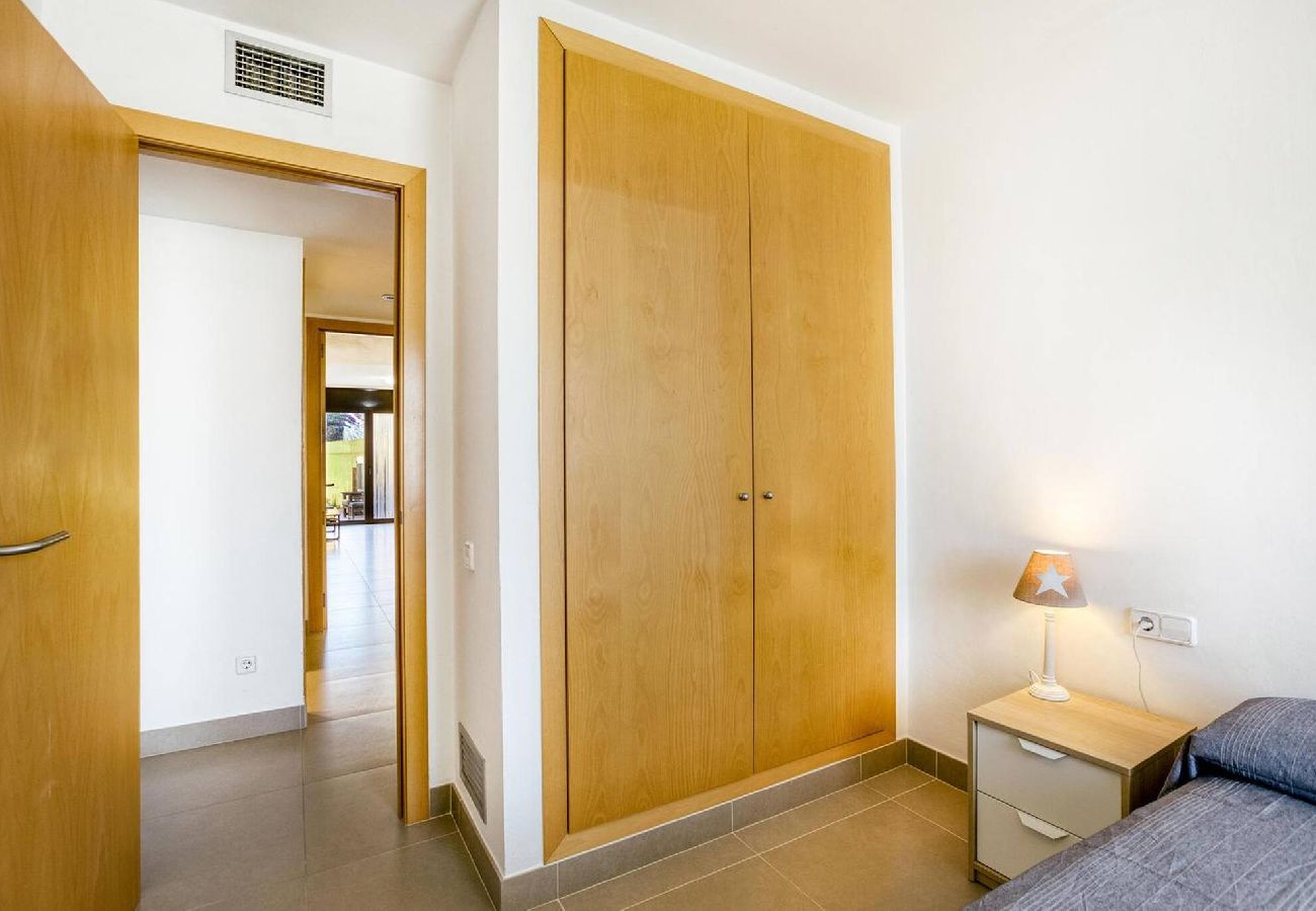 Appartement à Torroella de Montgri - Safareig bajo 1