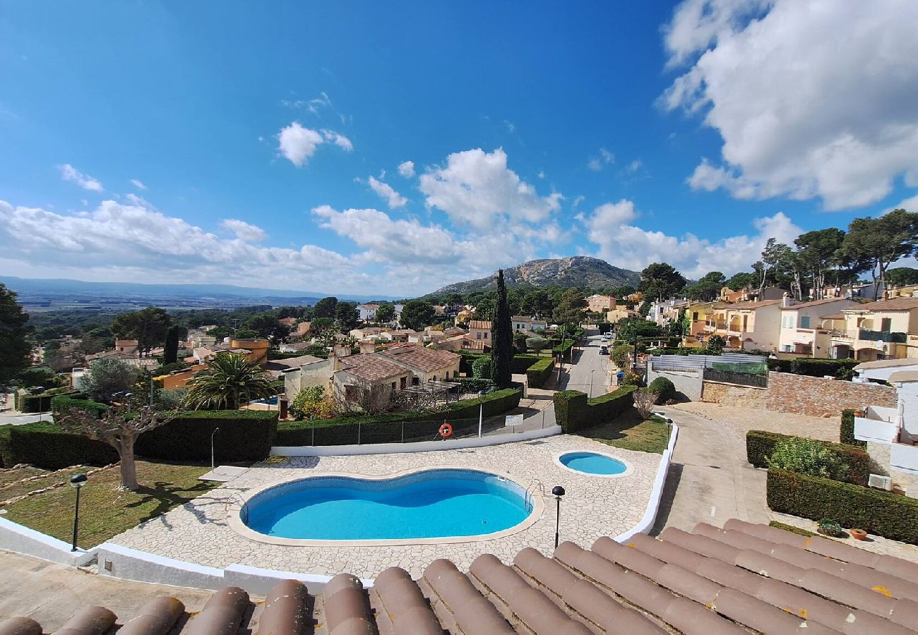Maison mitoyenne à Torroella de Montgri - Montmar 84A