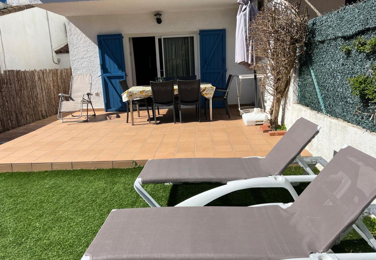 Casa adossada en Estartit - CB4a