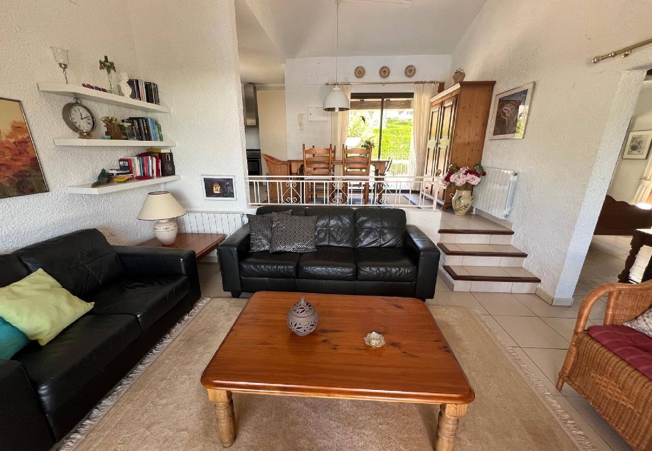 Casa en Torroella de Montgri - TV 16