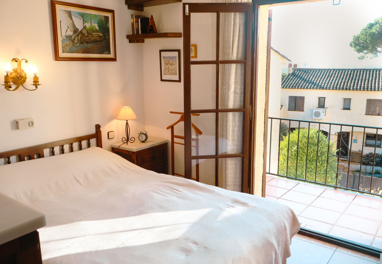 Casa adossada en Torroella de Montgri - Brusselles 3