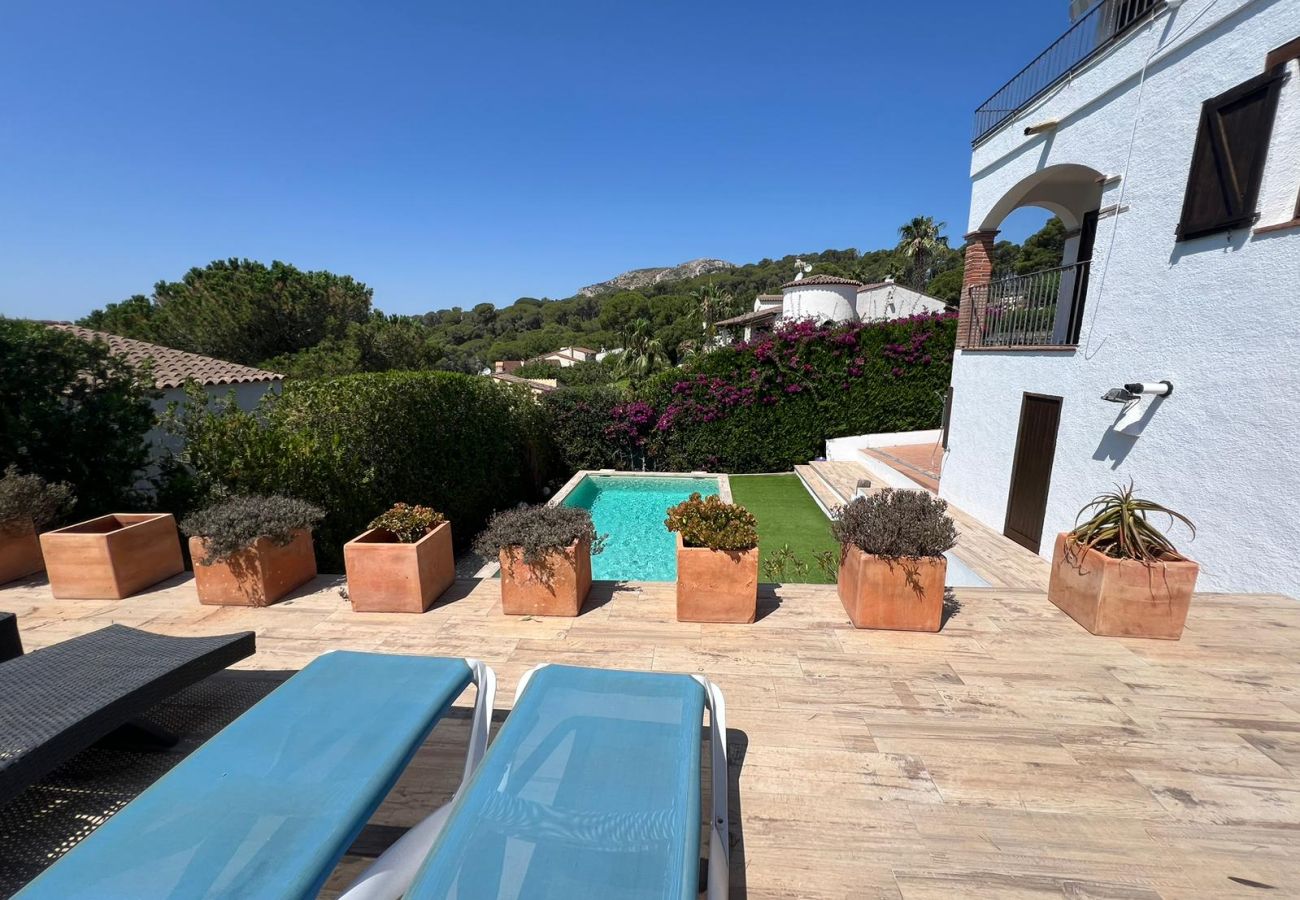 Casa en Torroella de Montgri - TV 74